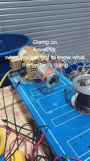 How to Use an Amp Clamp Meter | Electrician Quick Guide