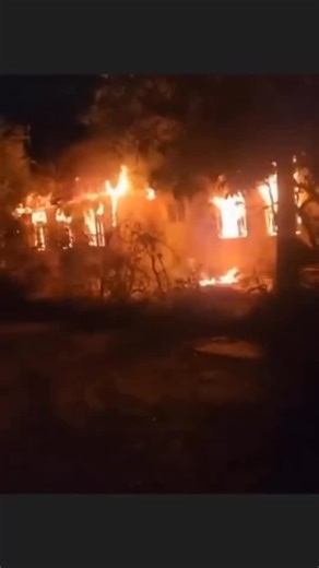 Tanzania in Turmoil: President Samia Suluhu Vanishes Amid Escalating Post-Election Riots 🇹🇿 Dar es Salaam, Oct 31 – As Tanzania’s disputed election results pour in, President @SuluhuSamia has gone radio silent, vanishing from public view, news cycles, and social media for days. Her absence fuels fury as Gen Z-led protests rage into day three, with looting, arson on ruling CCM party offices, and burning barricades gripping cities from Dar es Salaam to Arusha. There are cries of foul behavior by