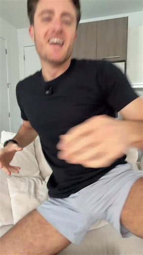 Dr.Tubs on Instagram: "Your heart is a muscle and it needs to be trained. 🫀💪🏼 #drtubstips The American Heart Association recommends at least 150 minutes of moderate intensity cardio or 75 minutes of vigorous cardio per week. That breaks down to about 30 minutes a day, five days a week, with your heart rate elevated. A simple way to estimate your max heart rate is 220 minus your age. Aim for 50–70% of that number for moderate intensity and 70–85% for vigorous intensity. Co