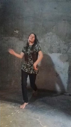 "Trending Dance on Main Sidhi Sidhi Song 🎶💥" #dancechoreography #dance