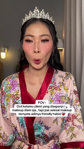 Kepercayaan Klien dalam Makeup: Kisah Menyentuh