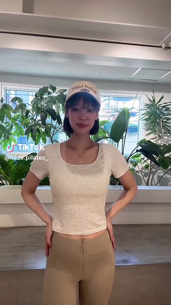 カジュアルで可愛いヨガウェアのコーデ