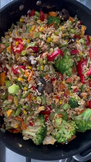 Vegetarian Fried Rice Recipe That Meat-Eaters Love!