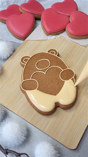 Gingerbread Bear with a Heart 💖 Royal Icing Decorating | Valentine’s Day Cookies