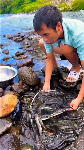 Snakehead Fishing🎣 Amazing River fishing trap, Catch Snakehead | Peaceful Fishing Moments❤️ #fishing