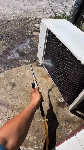 11K views · 161 reactions | POV Bongkar Pasang AC Gree R22 di Lorong 36 Marelan, btw ini pipa Indoor nya patah karna udah terlalu lama umurnya jadi kena biaya las 凉 Fandyanggara Air conditioner Install AC Service AC #sorotan #fandyanggara #ac #airconditioner #fyp #foryou #teknisi | Fandy Anggara AC | Facebook