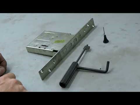 Italian lock Cisa 3+3 locksmith key operating overview
