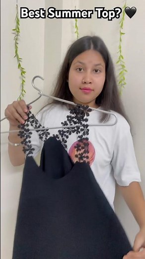 Summer Outfit Idea 🌸 | Black Sleeveless Top Review 🖤