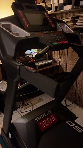Sole F85 Treadmill Assembly Guide Part 1