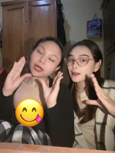 𝒩𝒶𝒹𝒾𝒶 (@lilsoftiextic)’s videos with EEEE A - dia