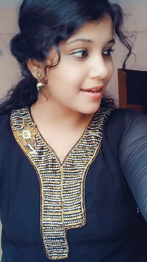 ponnu (@ponnu.ash)’s videos with original sound - velavan_swagstars