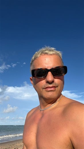 Prex Argentina on Instagram: "🔥📲 En Brasil es simple: todo el mundo paga con QR. Escaneás, pagás y seguís. ¿Te vas a quedar afuera?"