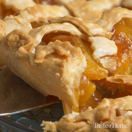 112K views · 346 reactions | This pie has been a family favorite for over 40 years! > Get the recipe for Peach Pie: https://trib.al/pTEAiXh | Taste of Home | Facebook