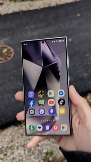 Wondershare Dr.Fone on Instagram: "Save mobile data on your Samsung with these quick settings! 📶📱 #SamsungTips #TechTok #DrFone #Shorts #tech #mobiletips"