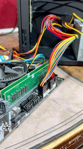 How to Connect the Front Panel on a Motherboard | Step-by-Step Guide #hardwareupgrades #motherboard