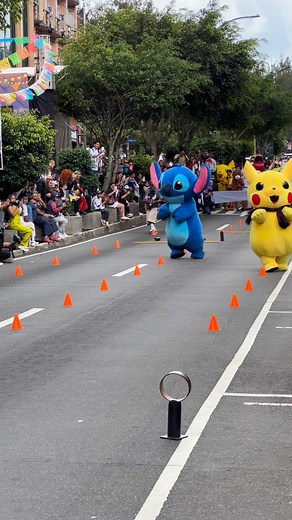 868K views · 7K reactions | Session Road, Baguio City  STITCH vs PIKACHU 藍 #SessionRoad #baguiocity | Abrenian Adventurer | Facebook