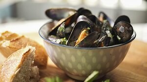 The Kitchen: Season 28 Episode 3 Let's Get Green!