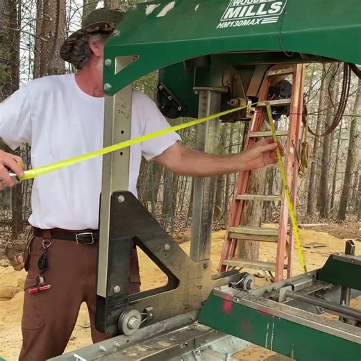 Choosing Between HM130 and HM136 - The Real Differences #sawmill #comparison #tools