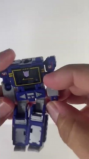Transformers Core Class Soundwave Quick Transform #transformers #soundwave #transformerskingdom