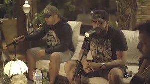 2.3M views · 43K shares | Vai namorar comigo sim, vai por mim igual nós não tem, se reclamar “cê” vai casar também, com comunhão de bens, seu coração é meu e o meu é seu também  #VidinhaDeBalada #HenriqueeJuliano #Lançamento2017 | Trechos Sertanejos | Facebook