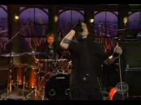 Three Days Grace - Pain (Late Late show live)