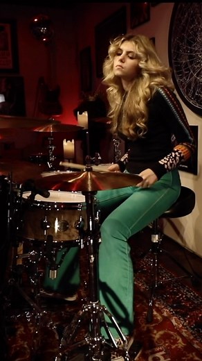 Who else has this song on repeat? Just Pretend - @badomens 👽🪩✌🏼☯️ . #badomens #justpretend #drummer #drums #femaledrummer #meinl #meinlcymbals #vater #vaterdrumsticks #evansdrumheads#humesandbergdrumcases #purealloy #pisces #freepeople #whenyouwearfp #vans #myvans #goodvibes #groove #groovy #peace #wlyg #music #musician #rocknroll #sumerianrecords | Brooke C