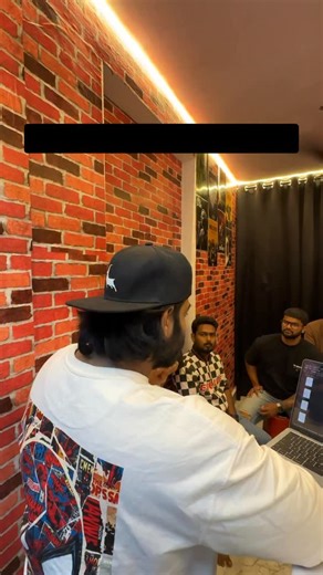 Handle on Instagram: "POD BUSINESS TRAINING POD - 6 : Interested to know how POD works ? Register to our one day detailed training course. Follow: @handle2227 Please email us at handle2227@gmail.com with your Name, Phone number, Address and Why you want to start this business in 2 liner. #POD #podbusiness #training handle xkuvzut"