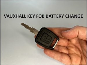 How to replace the key battery in the Opel Zafira