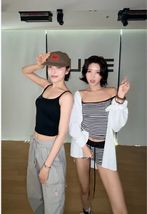 #Crow 🐦‍⬛ w/ #Billlie #MOONSUA @Billlie Official #idle #SOYEON | crow idle