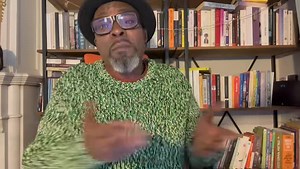 132K views · 4.3K reactions | Quand #mathias_owona_nguini croise un professeur #bahebeck qui a faim sur le plateau  le reste se passe de commentaire. LMD  | Général Valsero | Facebook