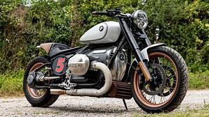 BMW R 18 Custom Nigel Mansell 'Il Leone Edition' Is Headed To Auction