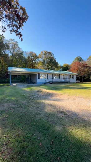 🏡 Just Listed in Dahlonega, GA! 🌿✨ Welcome to 1879 Camp Wahsega Road — a charming renovated cottage-style ranch listed at $330,000! This beautifully updated 3 bed / 2 bath home sits on one of the most level lots you’ll find near downtown Dahlonega — perfect for easy living, gardening, or future additions. Step inside and fall in love with the modern updates and timeless character — from hardwood floors and a bright open layout to a stylish kitchen with stainless steel appliances and wood count