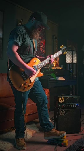 Here's a quick GnR jam with the new MKX from @Victory Amps UK This is an epic sounding and really versatile amp! 3 channels, A killer clean, overdrive and higher gain channel. With 2 master volumes and great sounding reverb. All foot switchable! The reverb even has 2 modes. A spring mode and a Deputy style reverb. I'm properly impressed with this amp and really like the high gain tones out of it. For this all the gain is coming straight from the amp and and I kicked on the @JAM pedals Whacko Wah