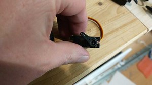 servo.writeMicroseconds() does not seem to yield correct results