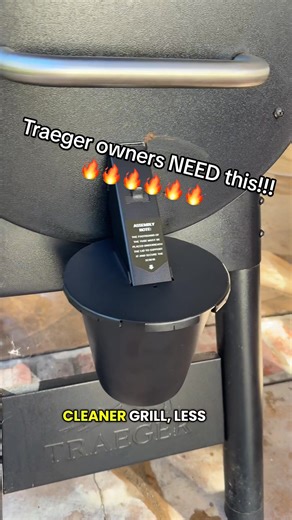 Why did we let the grease bucket situation go on for so long 🤮🤢 rain, rodents, mess everywhere… NOT anymore. This closed grease catches a game changer for our Traeger. 🔥🔥🔥 #traeger #grilllife #grillingtips #traegergrills #smokerlife