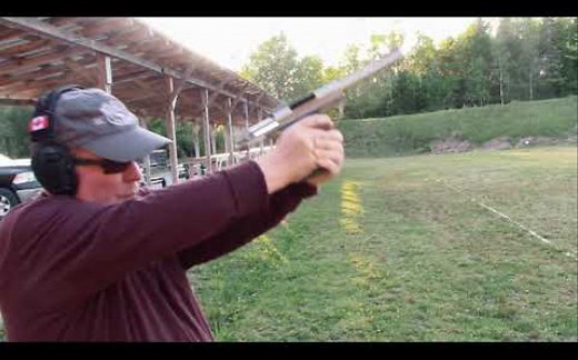 .44 Automag大口径手枪国外靶场射击