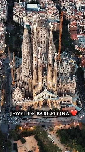 Sagrada Família: Barcelona’s Timeless Wonder