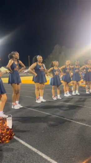 Bearcat Cheerleaders Admin on Instagram: "It started raining last night, so what can you do in the rain? Have a little fun while producing some banging jumps! #ansoncheer #cheer #dazzlingdivasofthea #watchthispowerinunity #bearcats #ansonbearcatcheerleaders #varsity"
