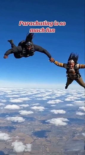 Parachutists #funny #parachuting #youtubeshorts #youtube