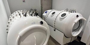Inside the Hyperbaric Chamber!