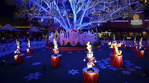 593 reactions · 169 shares | The holidays will shine brighter at Irvine Spectrum Center with our Disney Magical Holiday Lights! Starting 11/27 at 5:30pm, join us for a dazzling night time light experience put on by our friends at Disneyland! Occurs nightly at 5:30pm, 6:30pm, 7:30pm, 8:30pm and 9:30pm through 1/3 in the Edwards Courtyard. #HolidayStyleOC | Irvine Spectrum Center | Facebook