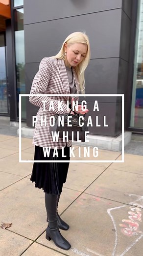 📱🚶‍♂️ Mindful Phone Etiquette: Taking Calls on the Go 🌳Hey, etiquette aficionados! Today, let's talk about being considerate when taking phone calls during a walk. With our busy lives, we often multitask, but let's not forget to be mindful of others around us. 🌍When your phone rings while you're walking, remember to step aside to prevent bumping into people. Show respect for your fellow pedestrians and maintain a pleasant environment for everyone. 🚶‍♀️🚶‍♂️Let's embrace courtesy, even in th