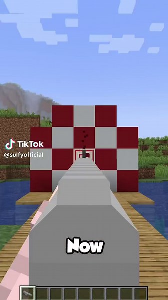 Enhancing Minecraft Gameplay with New Weapons and Attachments