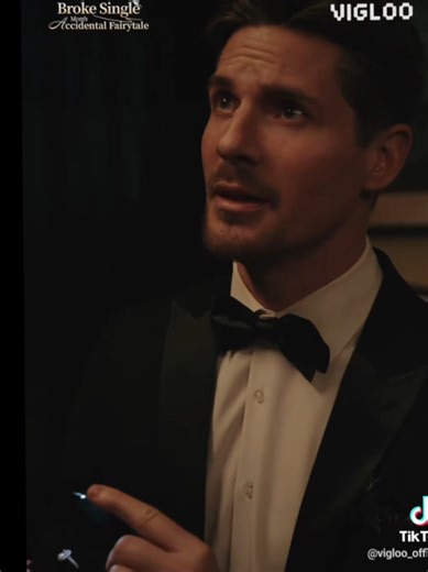 Stop right there! Something new arrives on the 12th. @vigloo @Tori Wilder #robertpalmerwatkins #vigloo #verticaldrama #romance #comingsoon
