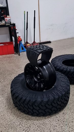 Any hardcore off-road enthusiast knows the numerous benefits that lower tire pressures offer such as improved ride quality and a larger contact patch for increased traction. However, low pressures also increase the risk of de-beading the tire during extreme side loads or aggressive driving. While traditional beadlock wheels address this issue by clamping the tire’s bead, they also need frequent maintenance, require specialty tools/parts, increase rotational mass, and are NOT legal for on-road us
