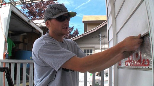Removing Aluminum Siding