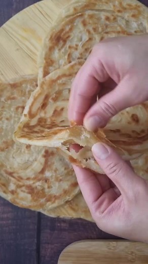 Homemade Crispy Pitta Bread Recipe