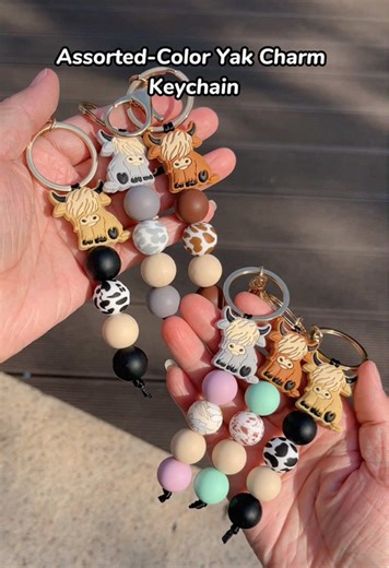 Pattern details are great! Yak keychain cow-print beads—full of texture #tiktokshop #newyearnewme #keychain #tiktokmademebuyit #fyp