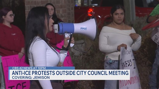 Protesters rally in Jemison after ICE sets up checkpoints