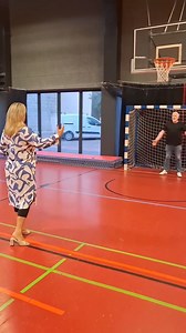 175K views · 2.2K reactions | Važne odluke su pred nama... Ča delat subotu zapodne? Đurđa i Franko odlučili su se za sport!⛷️ Ako van je ipak milije sidit, pridite na predstavu "4 sprovoda i vjenčanje" subotu, 26.10. va Čavle ili subotu, 30.11. va Zagreb i mi ćemo vježbat za vas!殺 Ulaznice kupite na mojekarte.hr Vježbaj, p ti materina! | Casabianca | Facebook